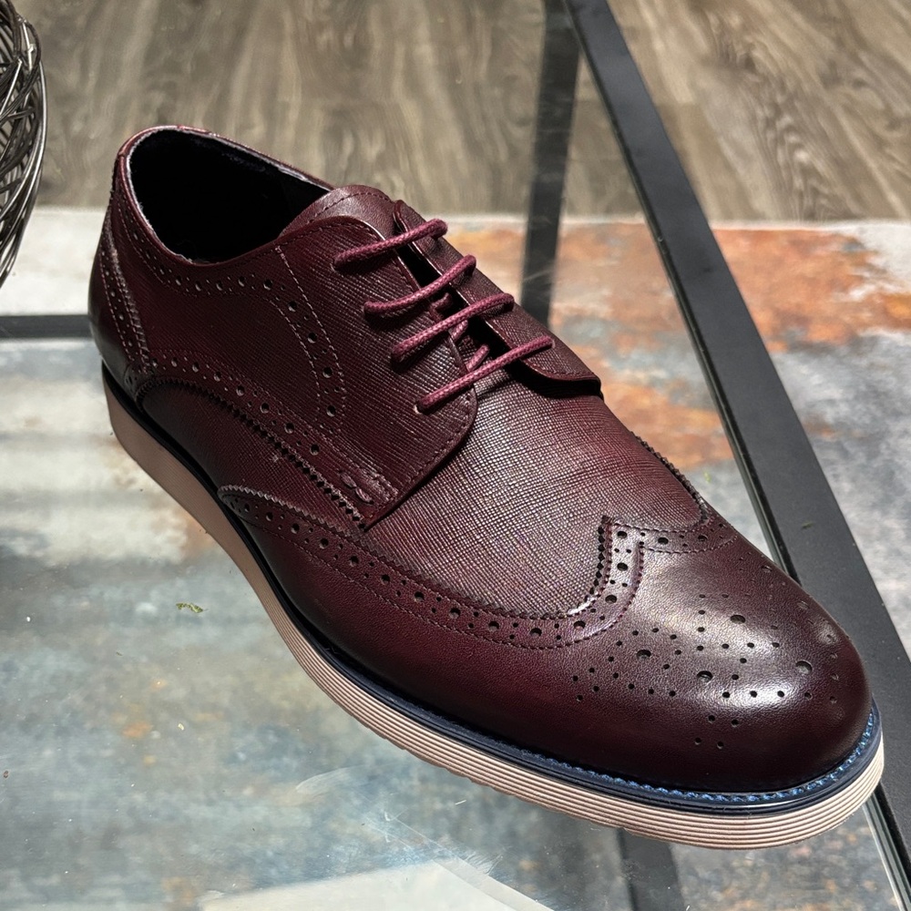 Men's Classic Burgundy Oxford Shoes